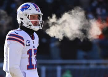 Elite QB Strategy in NFL Playoff Best Ball