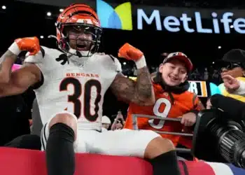 Week 11 NFL Blueprint – Bets, Props & Pick Em